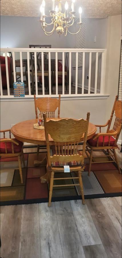 Central Pointe Pad 里弗代尔 外观 照片